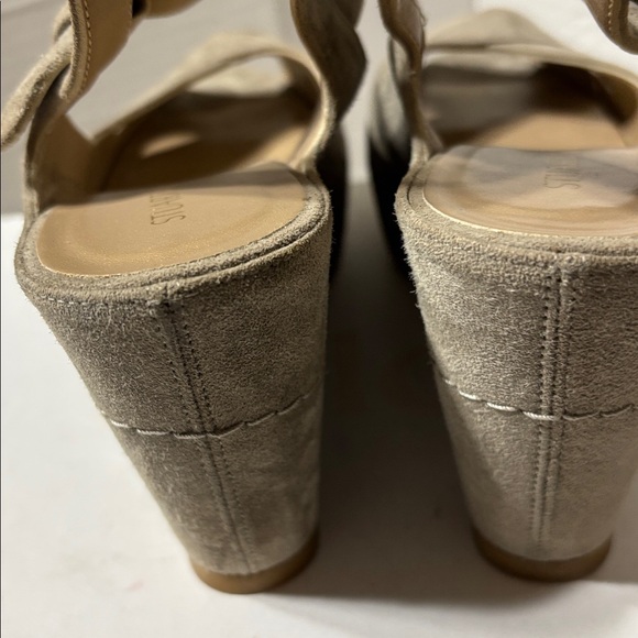 Stuart Weitzman Beige Suede wedge Sandals. Made in Spain. EUC - Picture 6 of 8